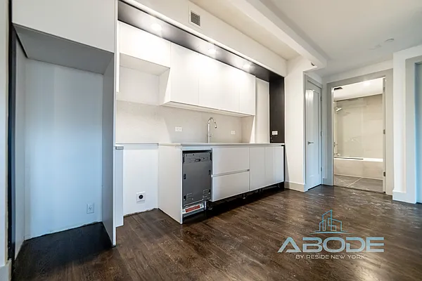 Rented by ABODE NYC LLC | media 3