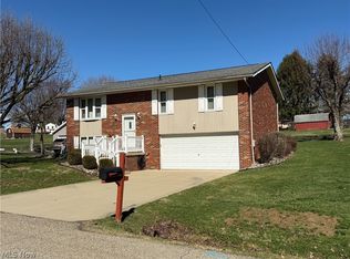 220 Bantam Ridge Ct, Wintersville, OH 43953
