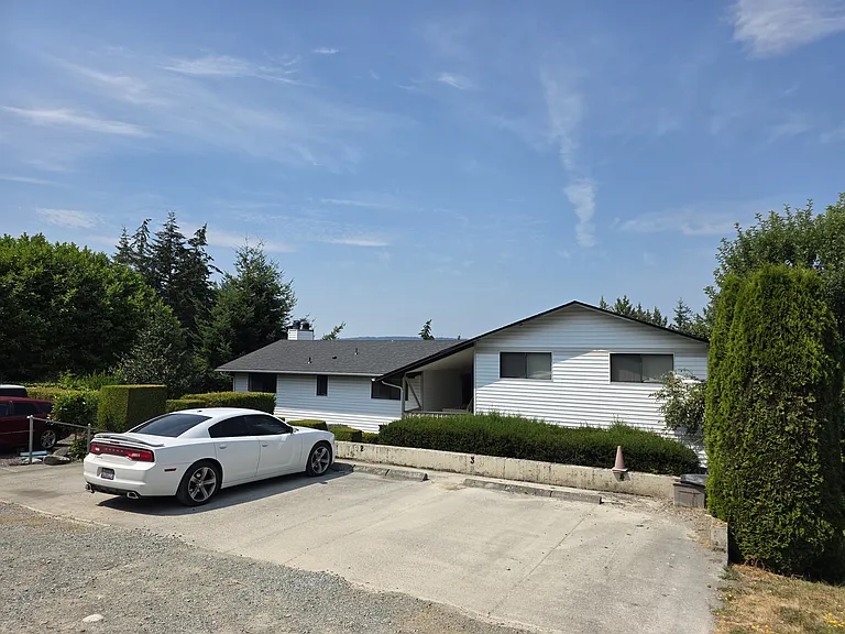 184 Belvedere St #1 — Photo 24