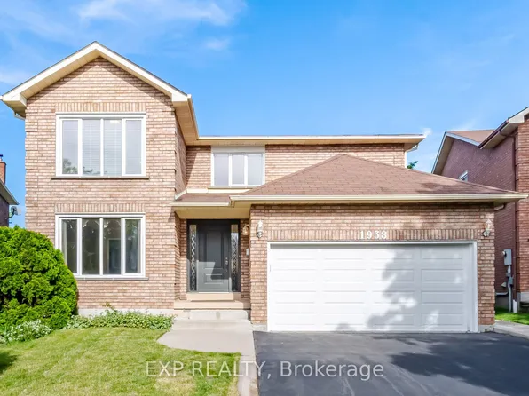 1938 Kempton Park Dr, Mississauga, ON L5M 2Z6