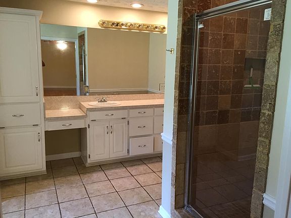 4th image of 359 Lee Road 2018