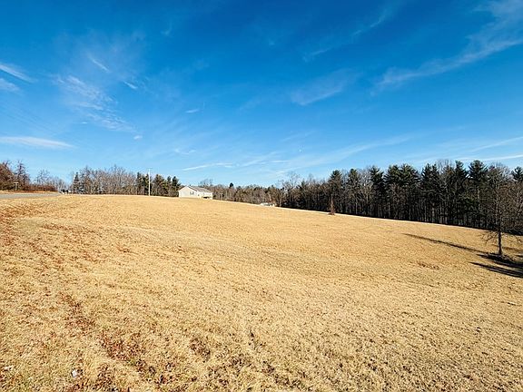 3rd image of 2192 Poplar Knob Rd