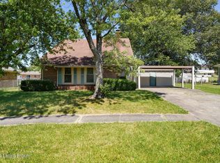 101 Kentucky Cir, Radcliff, KY 40160