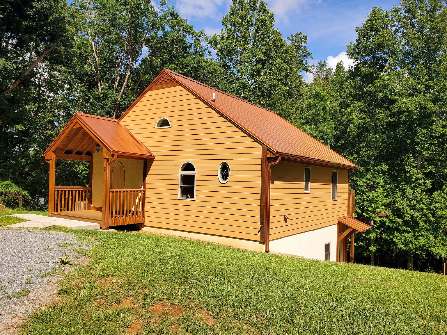 204 Hilltop Dr, Huddleston, VA 24104 Zillow