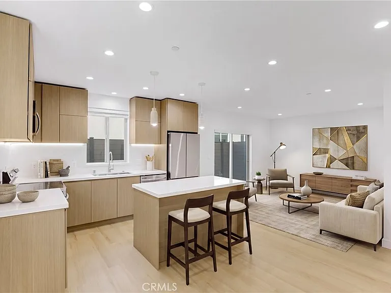 4853 Woodman Ave — Photo 1
