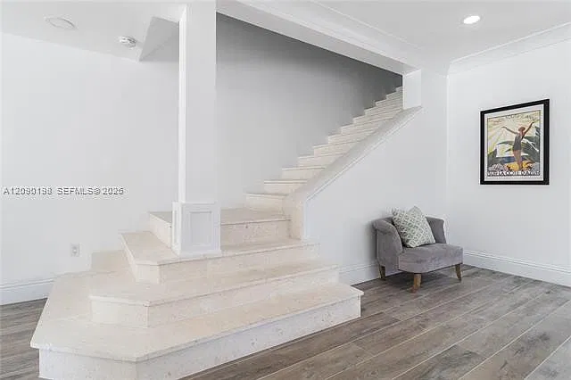 3167 Indiana st — Photo 1