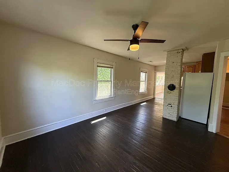 320 Wolfe St #A — Photo 4