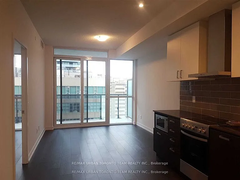 125 Redpath Ave #906 — Photo 7