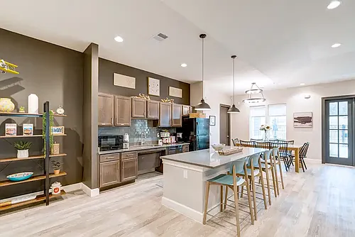 Crosswinds Apartment Homes Photo 1 Crosswinds Apartment Homes Photo 1