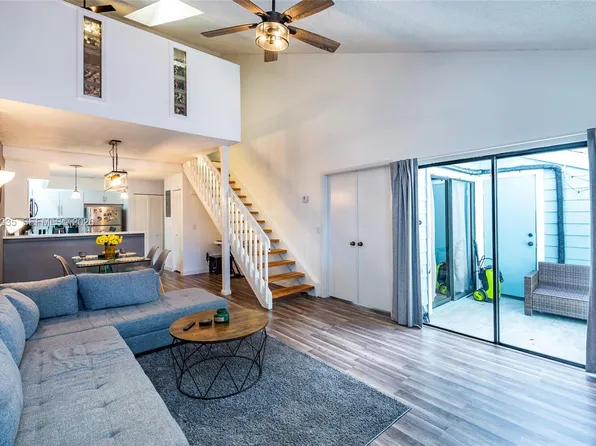 1946 Players Pl, North Lauderdale, FL 33068