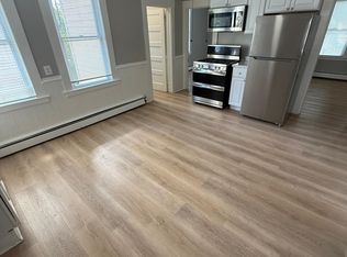 142 School St, Manchester, CT 06040