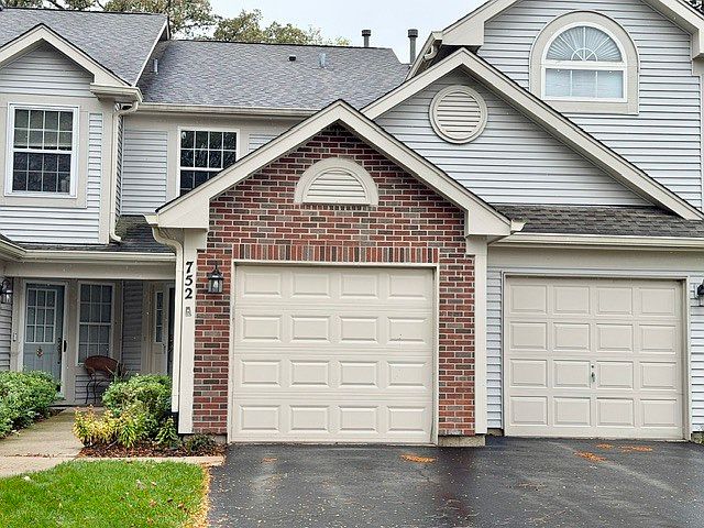 1st image of 752 Ripple Brook Ct
