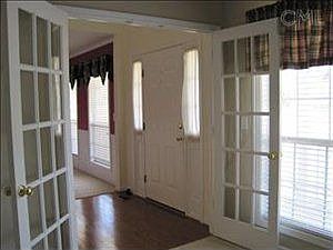 2nd image of 109 Veranda Ln