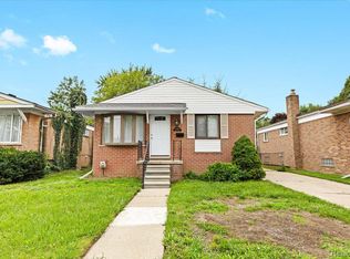 4360 Howe Rd, Wayne, MI 48184