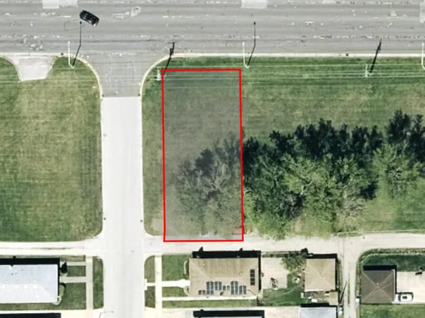 800 State St, Calumet City, IL 60409