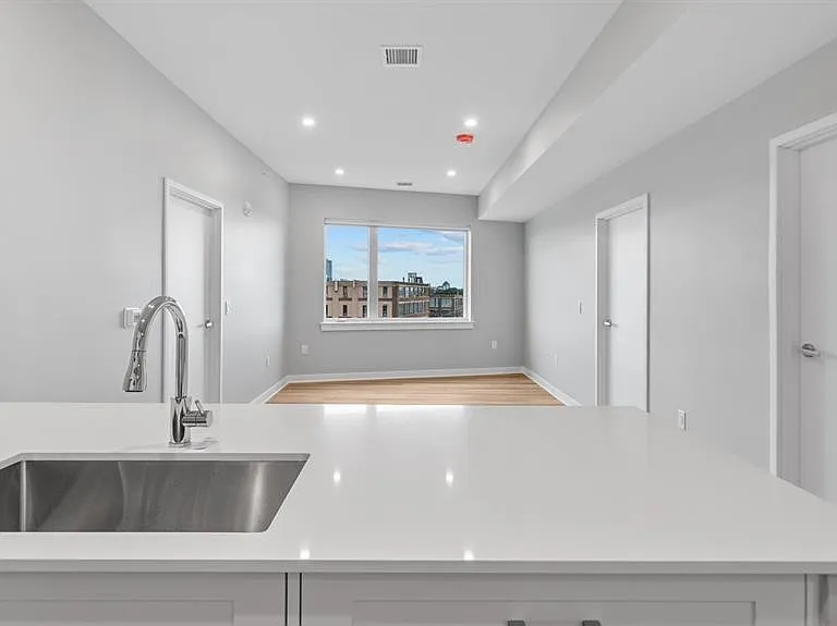 475 Communipaw Ave #207 — Photo 5