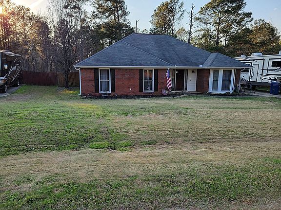 2nd image of 416 Lee Road 508