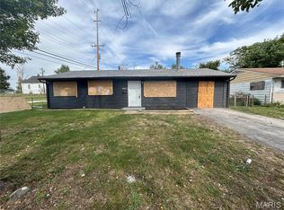 1601 Andrews Dr, Cahokia, IL