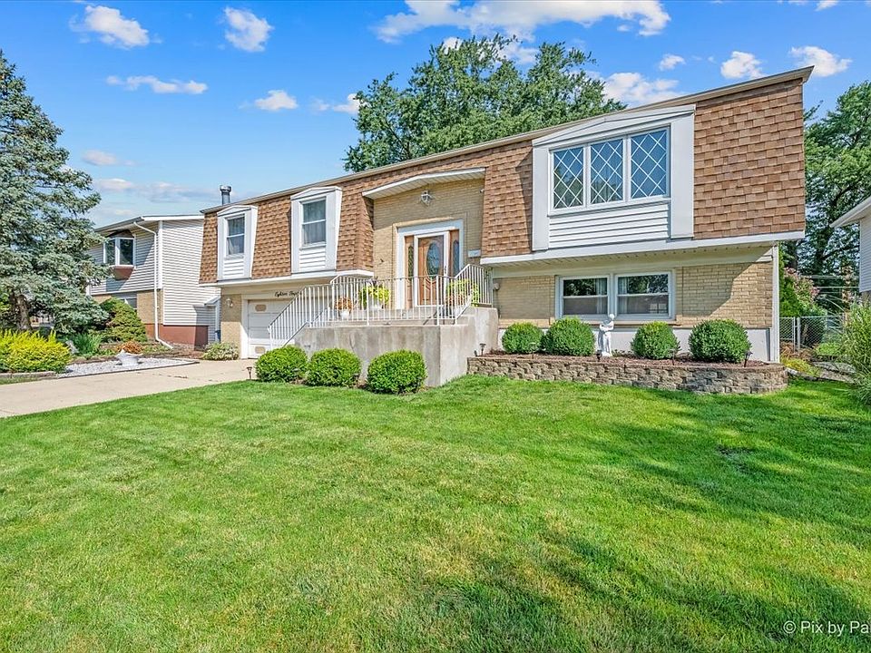 1st image of 1814 W Catalpa Ln