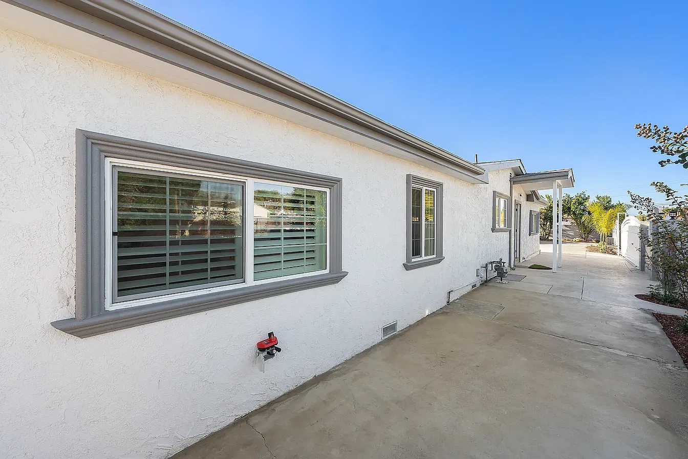 Terra Bella St, Pacoima — Photo 4