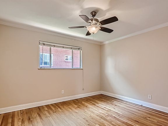 2nd image of 2315 S Race St