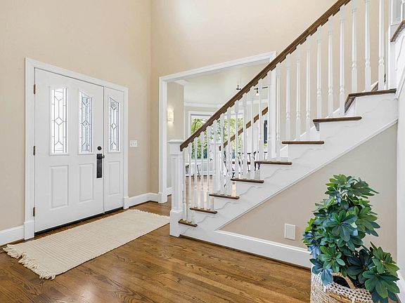4th image of 4209 S Neel Ct