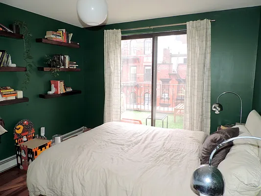 Rented by J Misrahi Realty Corp | media 28