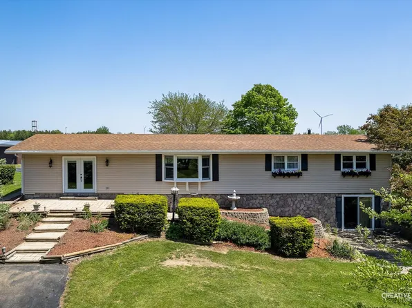 2262 E 23rd Rd, Grand Ridge, IL 61325