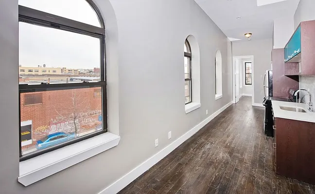 Rented by Compass | media 9