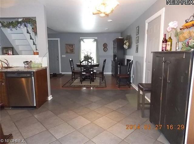 1st image of 46106 New England Sq