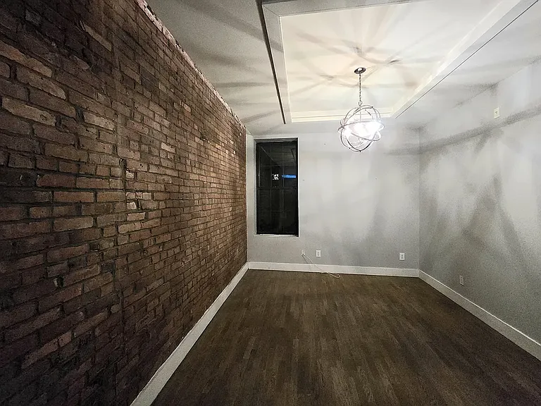 2332 Tilden Ave #2P — Photo 4