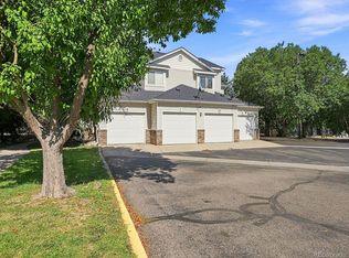 950 52nd Avenue Ct APT T4, Greeley, CO 80634