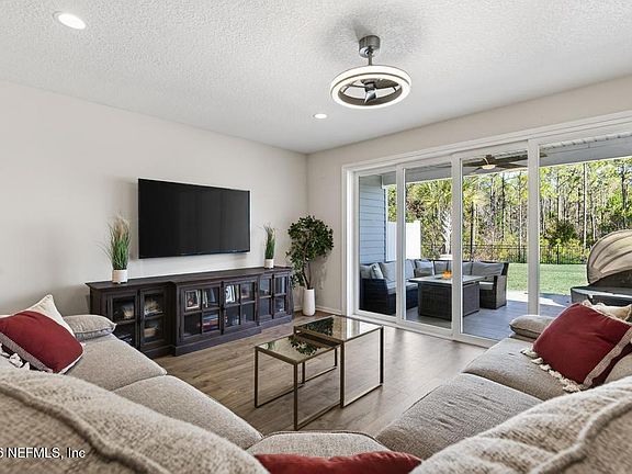 5th image of 32 TAMAR Court