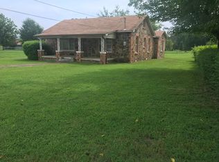 301 S Carter St, Clarksville, AR 72830