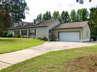 199 Court Dr, Midway, GA 31320