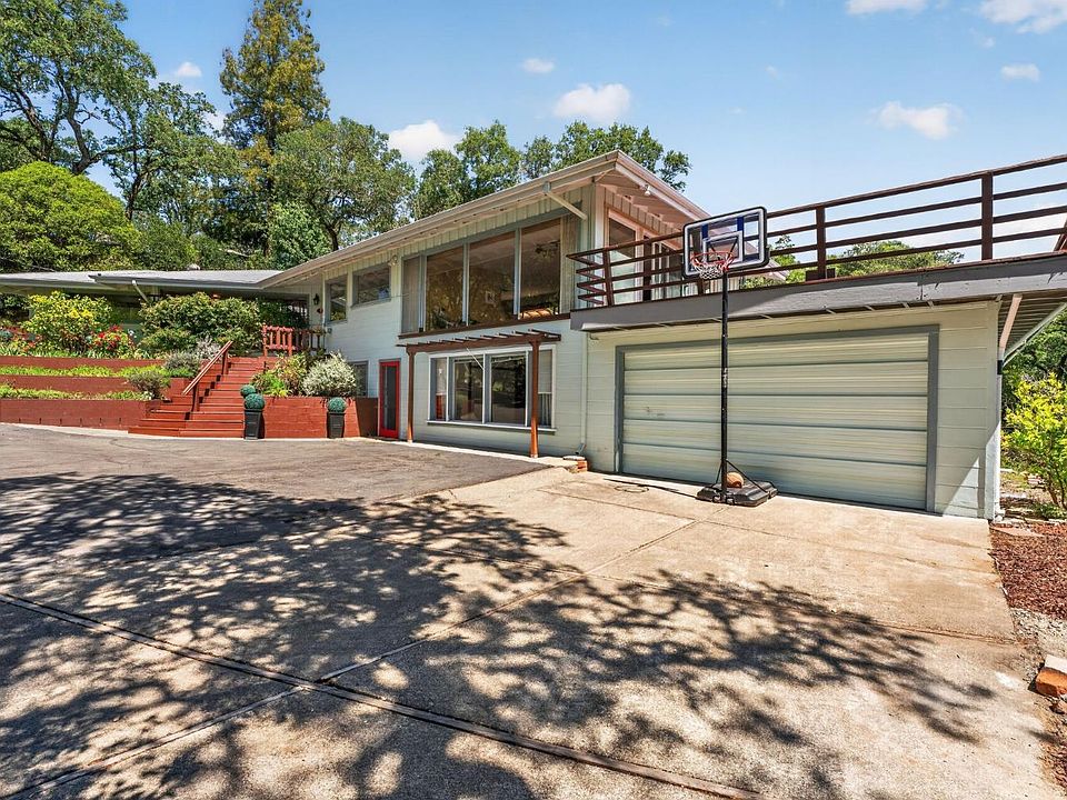 1st image of 891 Isola Way