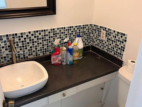 4th image of 9455 Bay Harbor Ter APT 8S