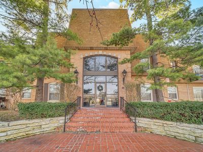 1220 Park Ave W APT 134, Highland Park, IL, 60035
