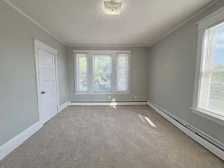 14 College St #3 — Photo 12