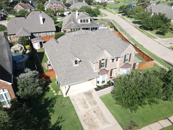 18815 Oxley Ct, Tomball, TX 77377