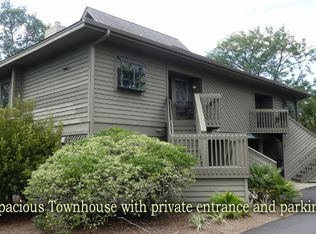 781 Summerwind Cir, Edisto Island, SC 29438