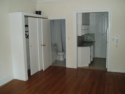 Rented by Stefan R. Capan, LREB | media 42