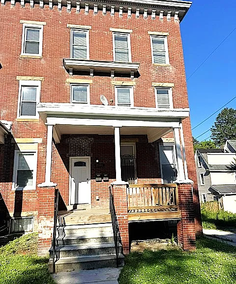 2101 Chelsea Ter #2 — Photo 1