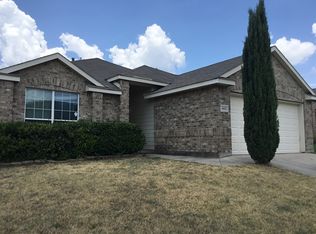 4633 Barnhill Ln, Fort Worth, TX 76135