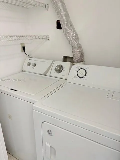 2 bed, 1150 sqft, $2,400 — Photo 3