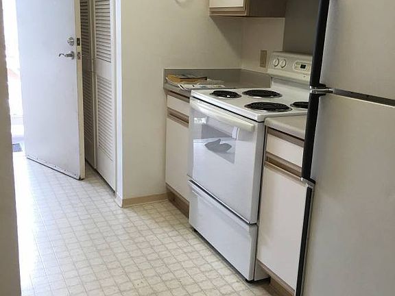 4th image of 95-1005 Kaapeha St APT 20