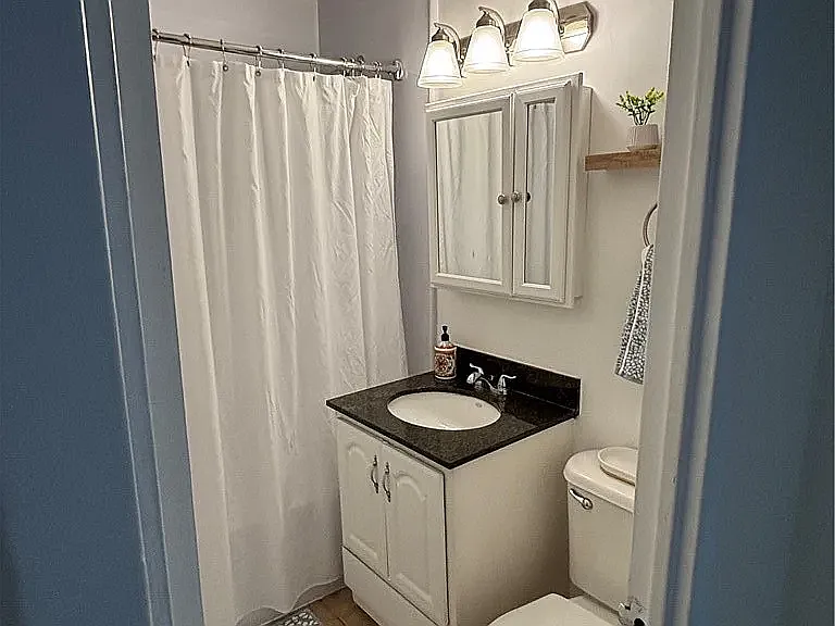 11850 Edgewater Dr #722 — Photo 9