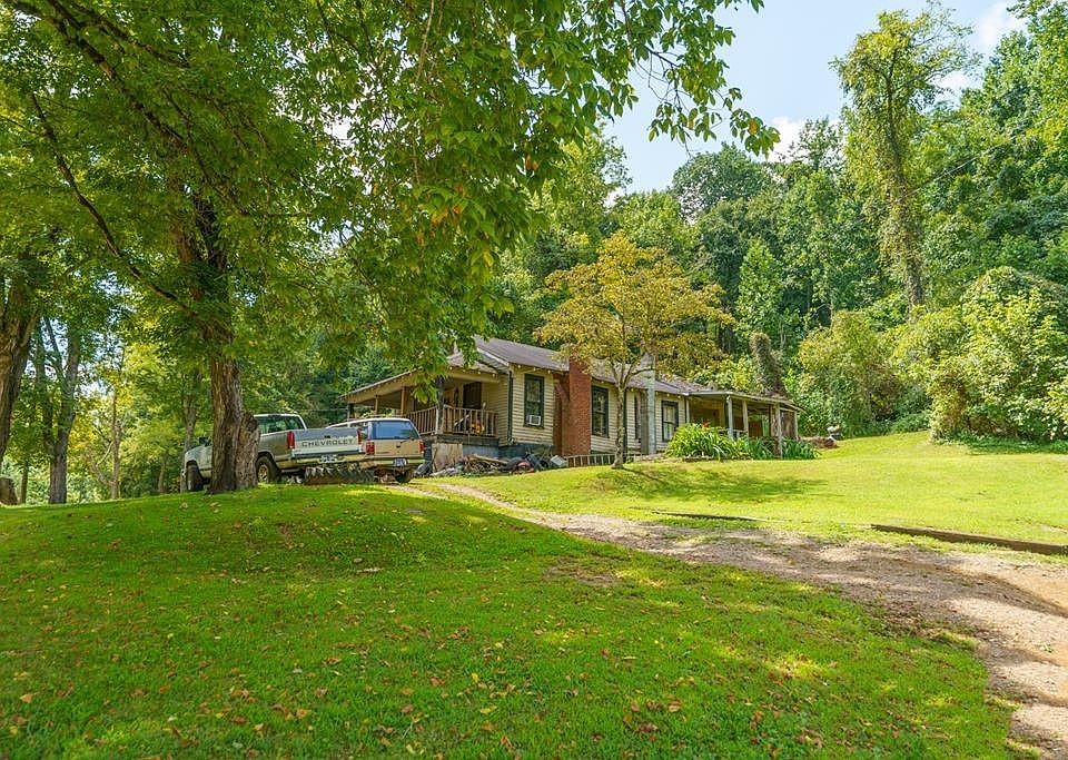 1st image of 8515 Porterfield Gap Rd