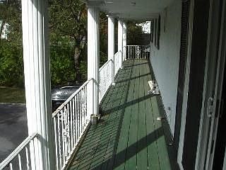 5th image of 15 Patricia Ln
