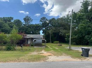 75 Travis St, Pensacola, FL 32503